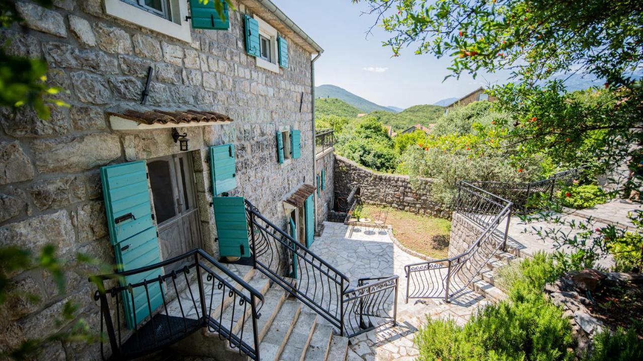 Villa Toscana With A Pool Tivat Exterior foto