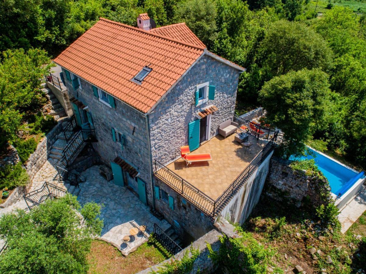 Villa Toscana With A Pool Tivat Exterior foto