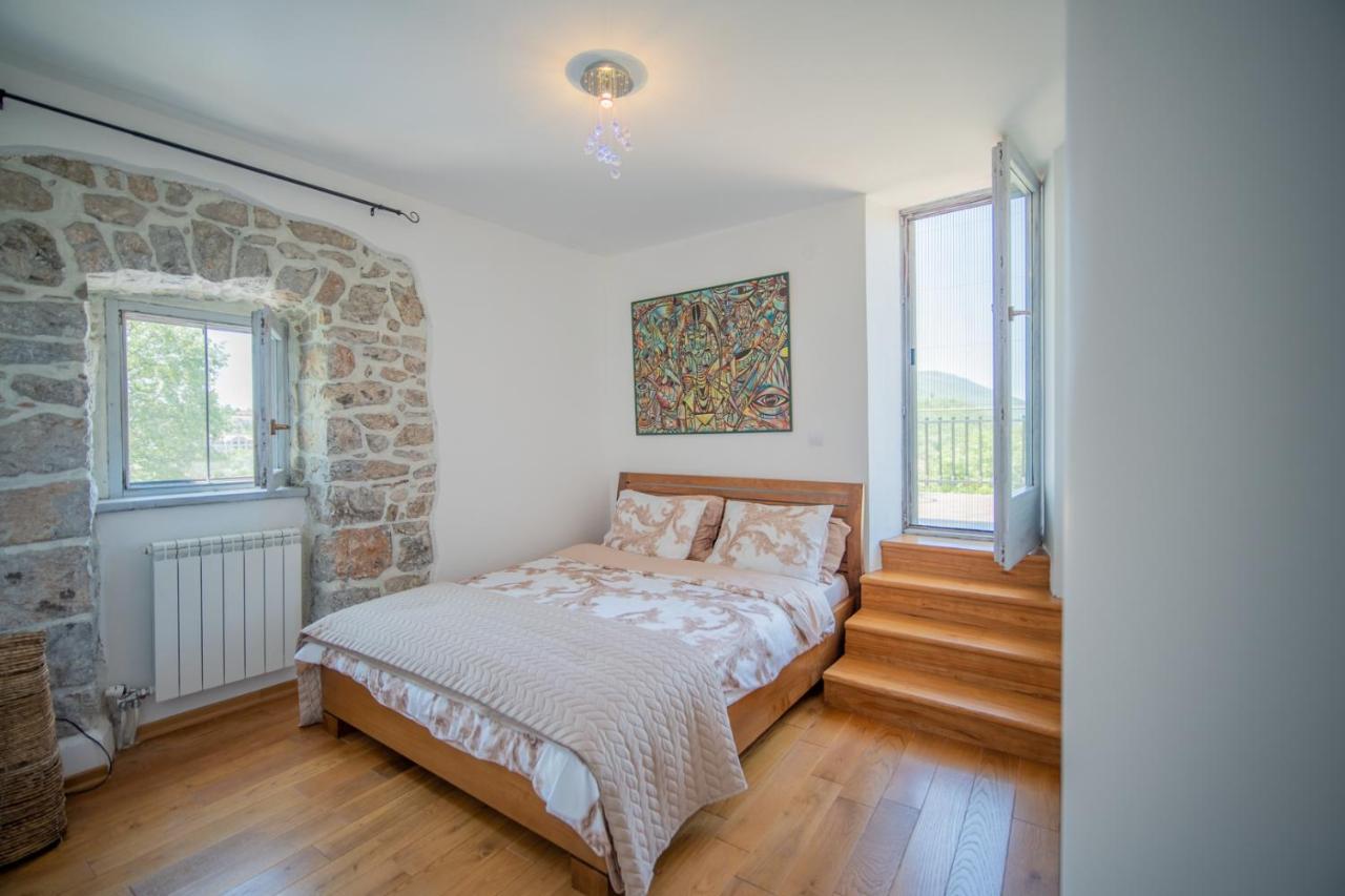 Villa Toscana With A Pool Tivat Exterior foto